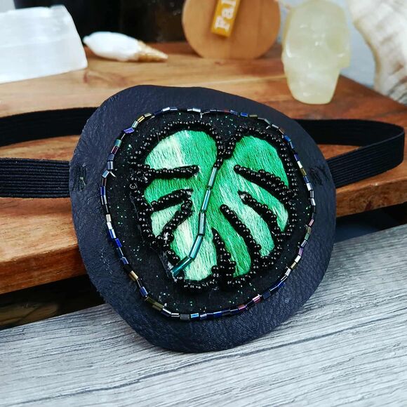 Embroidery Monstera Leaf Eye Patch, Adjustable Vision Ocular Costume Accessory - Picture 3 of 5